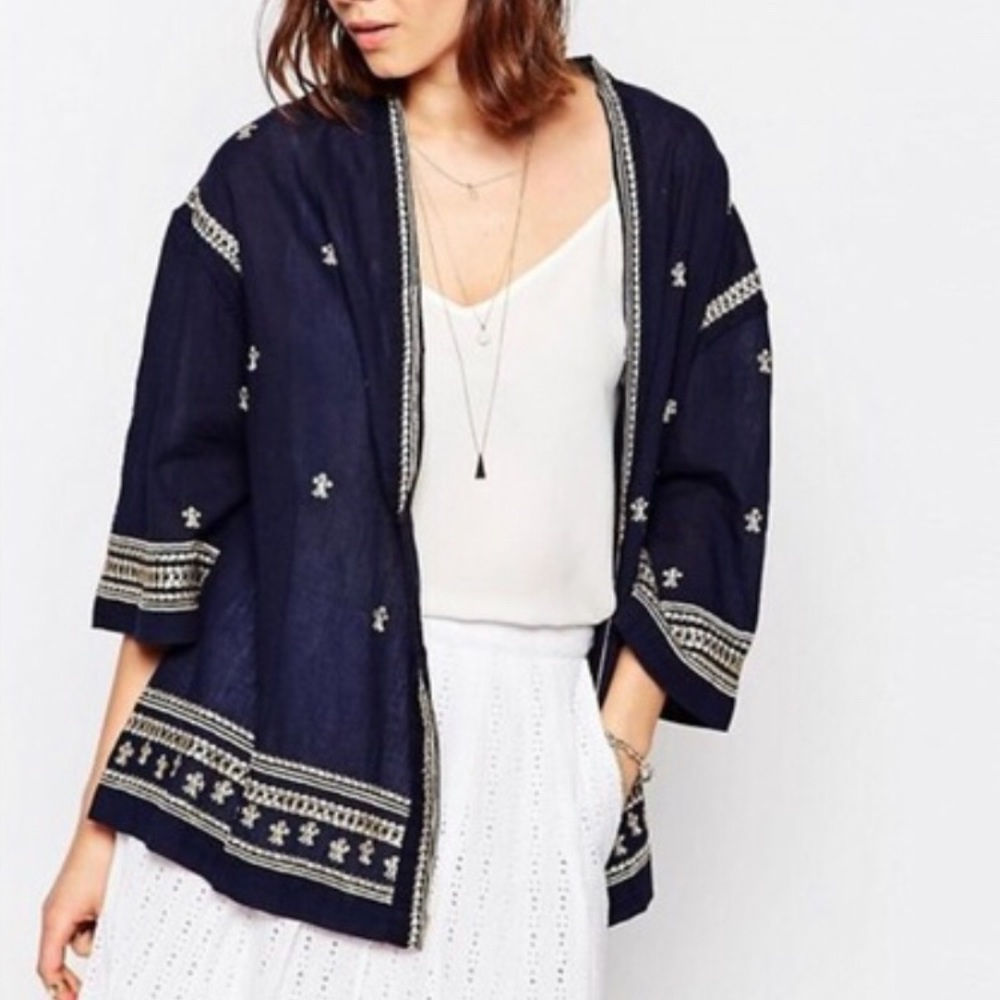 HOUSE OF HARLOW Kimono Jacket 1960 Embroidered Kimono Jacket